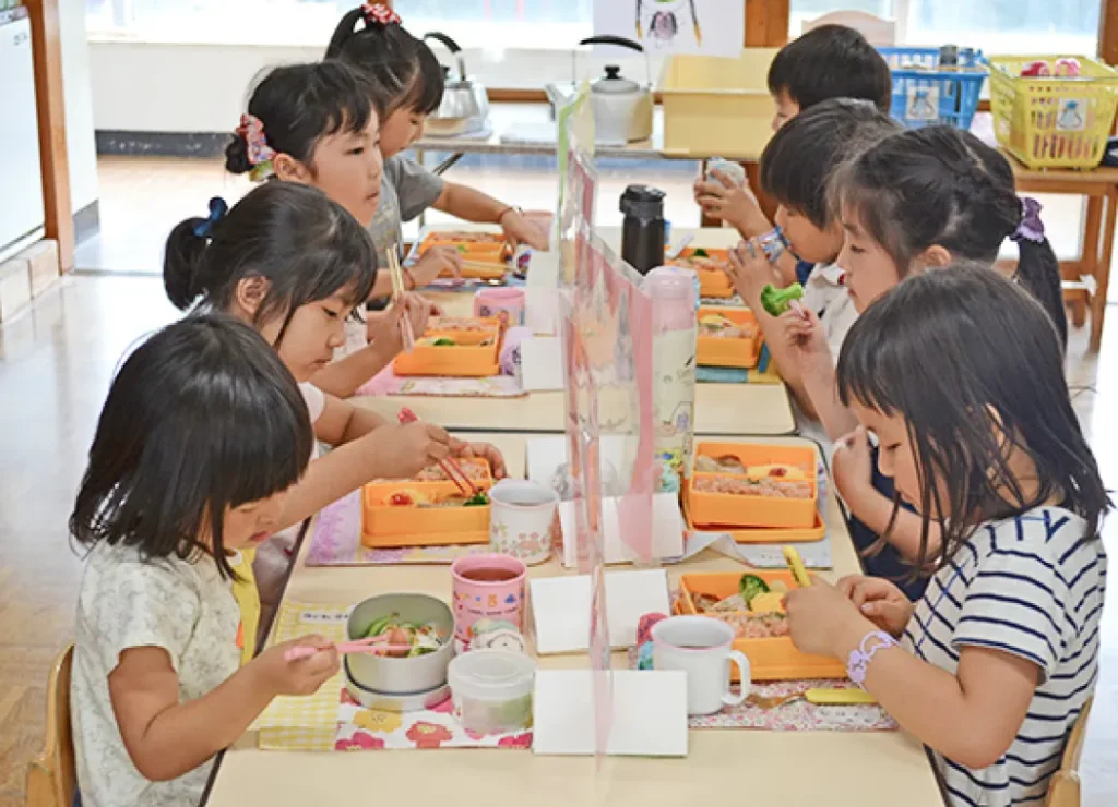 お弁当・給食について
